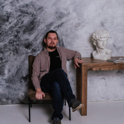 author-pic