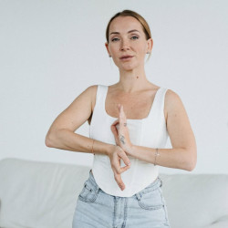 Julia Chai Belluso