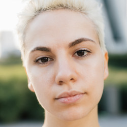 author-pic