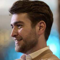 author-pic